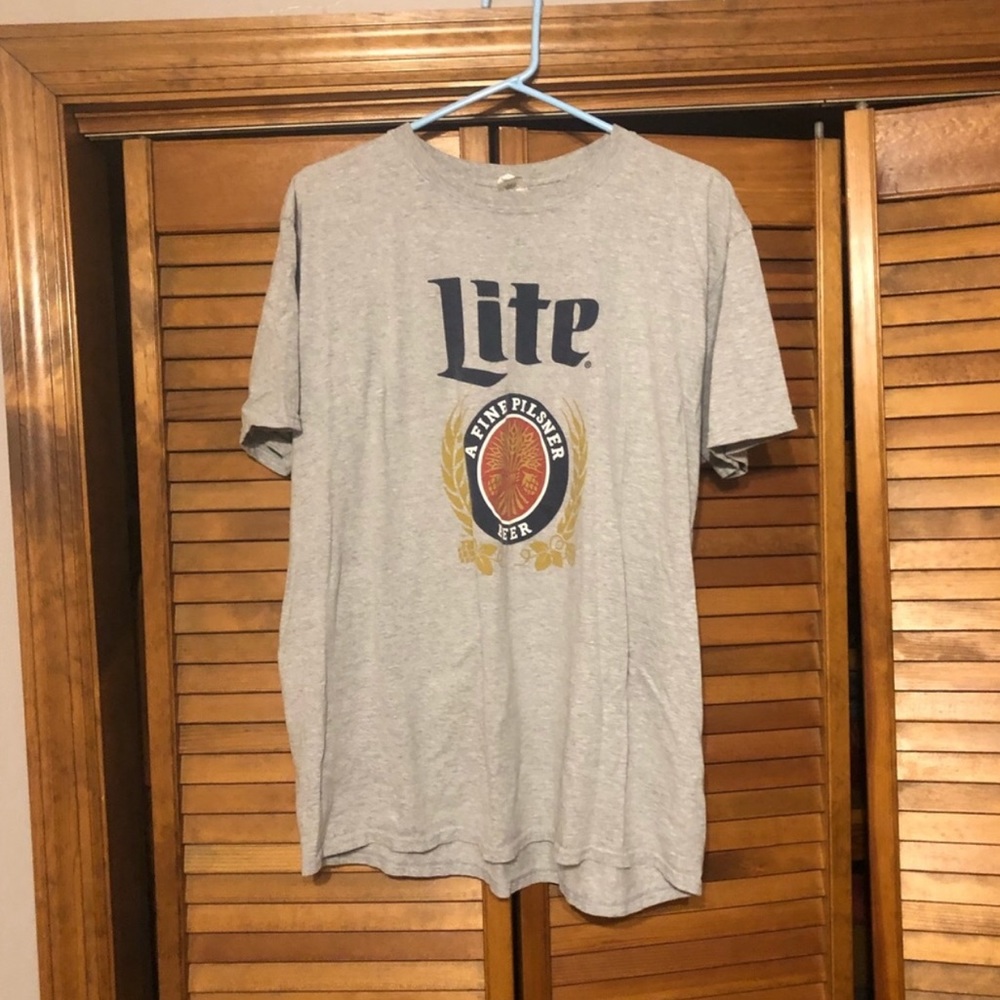 Oversized Miller Lite tee 🍻